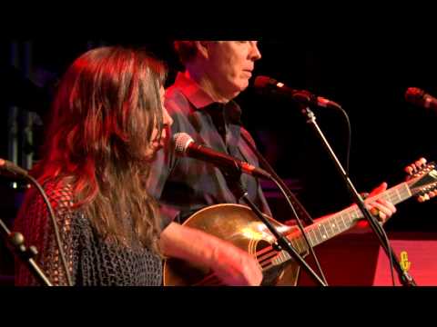 Heather Maloney - "No Short Cuts" (eTown webisode #694)