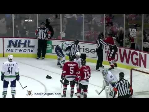 Kevin Bieksa vs Jamal Mayers Nov 6, 2011
