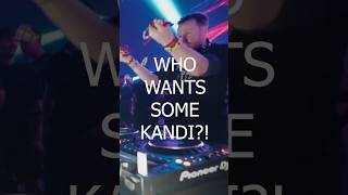 Come to a S3RL show for some kandi rain ⛈️