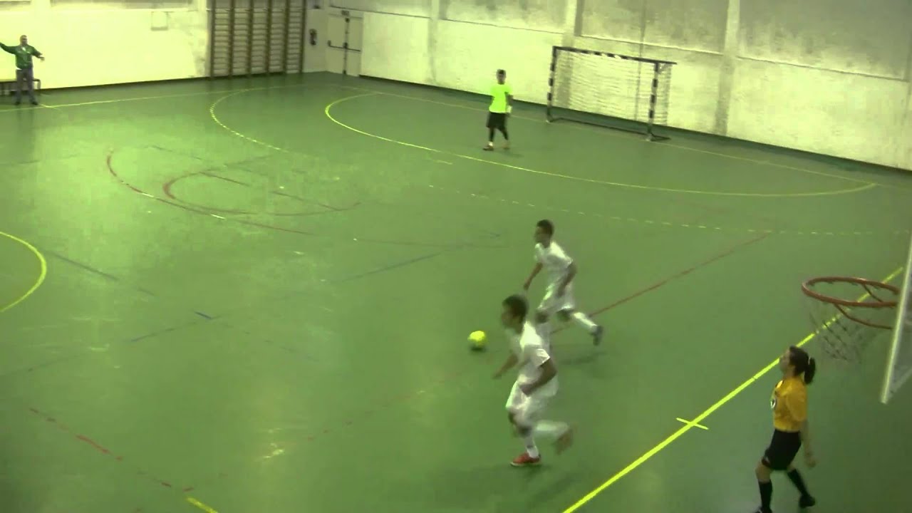 farlab vs Amanhã Criança