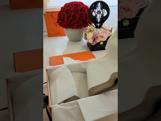 Vídeo relacionado con LORD OF THE RINGS Blanket, 152 x 127 cm The Mellon Silky Touch Super Soft Throw Blanket