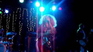 nikka costa performs new song &quot;pro&quot; at the roxy