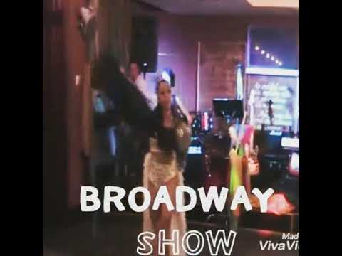 Broadway show, відео 5