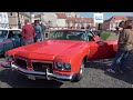 Дорогое увлечение: парад ретро-автомобилей в Румынии
