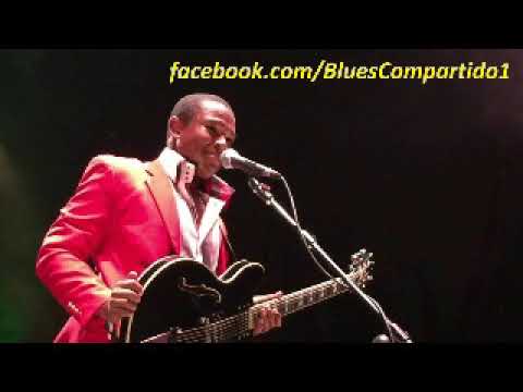 King Solomon Hicks - Norwegian Jade; Keeping the Blues Alive at Sea, Atrium. 2017