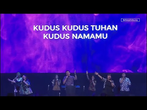 Peganglah Tanganku Roh Kudus, Yesus Pegang Erat Tanganku -  Bethany Nginden
