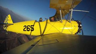 preview picture of video 'Vuelo Stearman Abr 2011 en Olmue - Spin - Loops'
