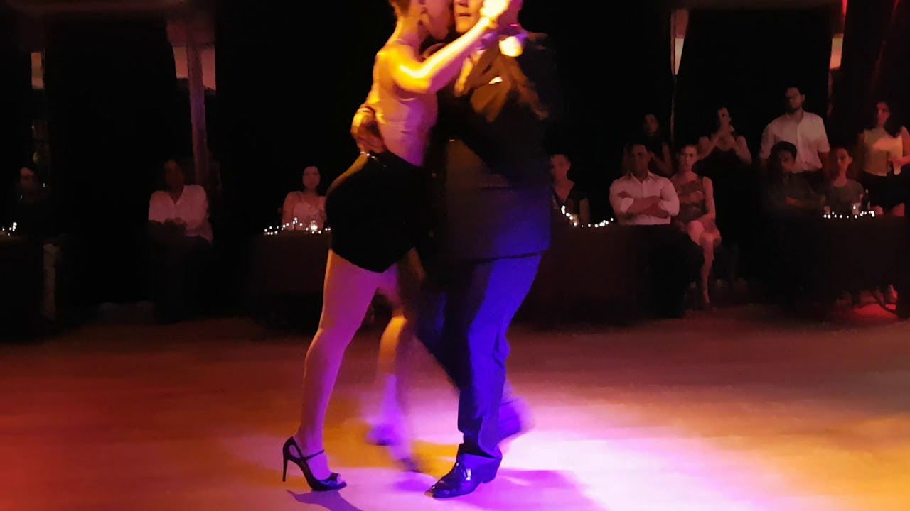 Christian Sicardi & Samara Palla ❤@ MilOnda 1905 _ Paris  _ La Milonga de Mis Tiempos