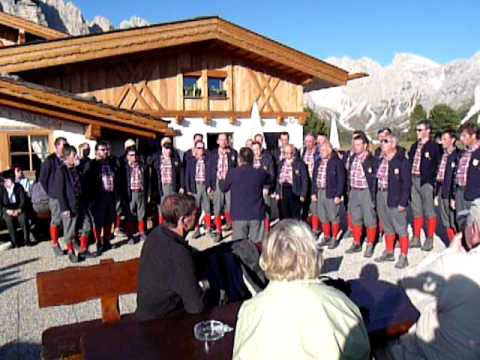Coro Sasslong Chor - La Montanara