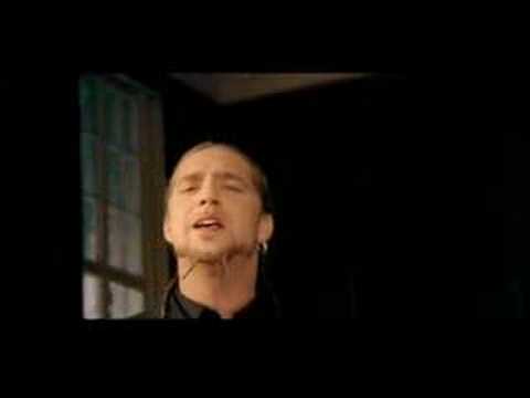 Martin Kesici Losing Game