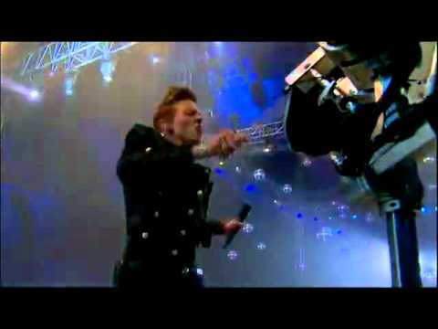 La Roux Bulletproof Live Isle Of Wight Festival 2010