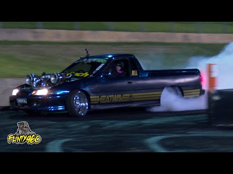 TWIN TURBO UTE "2MENTAL" BURNOUT DEMO AT MOTORVATION 35
