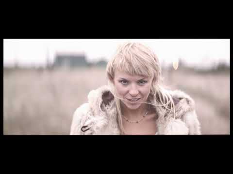 Oxygen Feat. Andrea Britton – Am I On Your Mind [2002] (HFR-AI-Upscale)