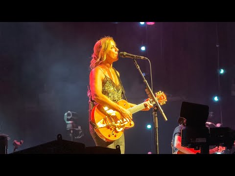 Sarah McLachlan- Fumbling Towards Ecstasy (Live)