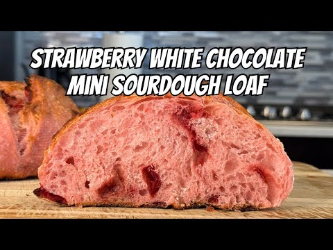 Mini pagnotta di pasta madre al cioccolato bianco e fragole