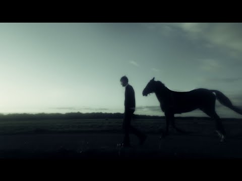 Video thumbnail for Sous l’eau