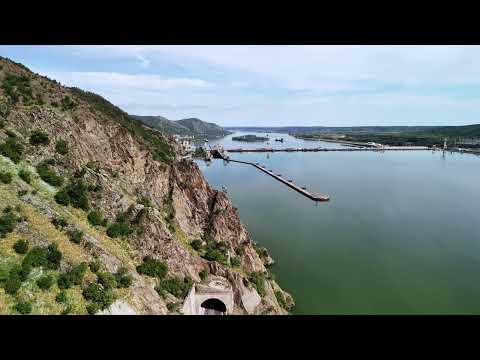 In amonte de hidrocentrala Porțile de Fier 1/ Iron Gates 1