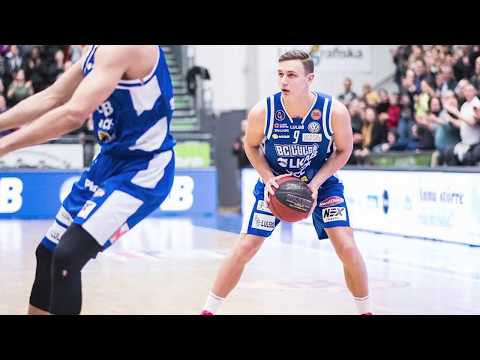 Pelle Larsson 15 poäng och 3 MONSTERDUNKAR vs. Wetterbygden Stars