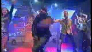 BroSis-Hot Temptation (Live)