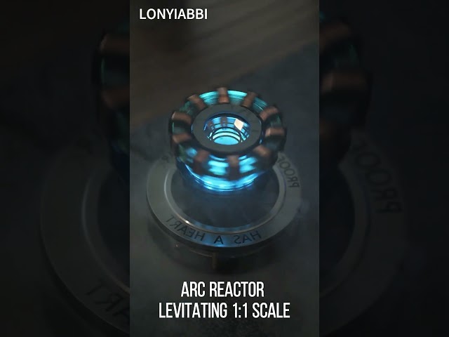 Vídeo relacionado con Cubertime Reactor de arco MK1 a escala 1:1, adorno de escritorio LED magnético levitante y giratorio, tecnología de inducción inalámbrica Gen 1, réplica de accesorios de película de aleación de metal