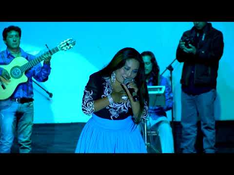 LUCERO DEL ALBA: ALMA SOLITARIA