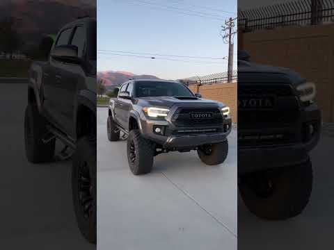 Lifted Toyota Tacoma