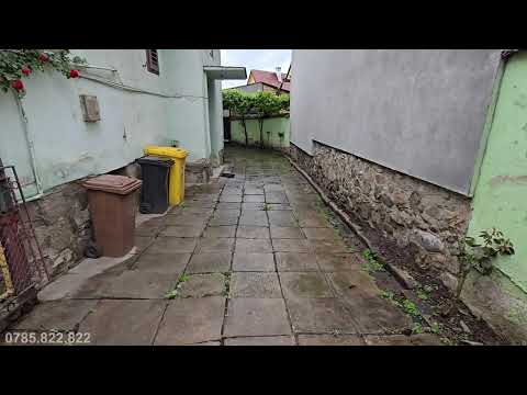 Casa individuala de vanzare teren 561 mp garaj pivnita Central Sibiu