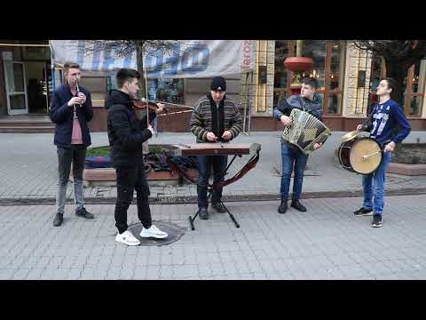 #Франківськ_і_вуличні_музики: колектив, який відроджує українську народну музику. ФОТО. ВІДЕО