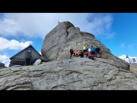 Muntii Bucegi: Cabana Dichiu, Varful Omu, Saua Strunga, Varful Lucacila, Lacul Bolboci