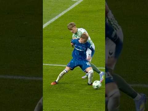 This move from Cole Palmer 😱