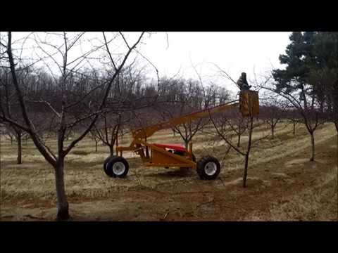 GVF 2085, 16ft Orbit Lift Pruning Tower in cherries