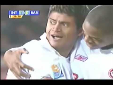 Gol Adriano Gabiru - Internacional x Barcelona - Mundial de Clubes da Fifa 2006