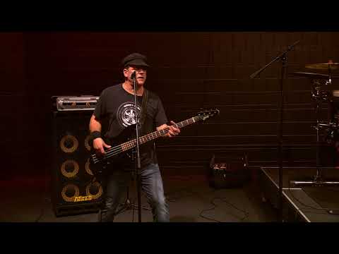 AYHU - Breathin Sand