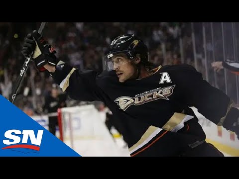 Os 5 principais momentos da carreira de Teemu Selanne na NHL