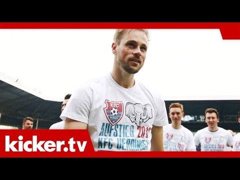 "Stadt ist aufgewacht": Uerdingen feiert den Aufstieg | kicker.tv