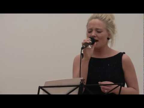 Drag meg tætt at tær - Olivia Rasmussen