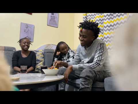 PRANK ON MORIN ACTRESS😂😂PUTING WIERED SUBSTANCE ON PETER'S FOOD TO SEE HER REACTION 😂😂😂😂