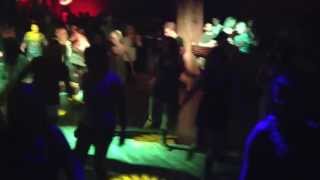 Stoney's Rockin' Country Las Vegas    5/24/13    Danny dancing Foot Loose on the dance floor!!