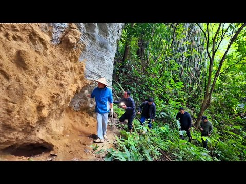 The terrifying dream of glowing three times in a row ends here, ascending to the desolate cave. (...