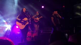 Lucy Spraggan &amp; The Dunwells - Hey William - London 02/03/17