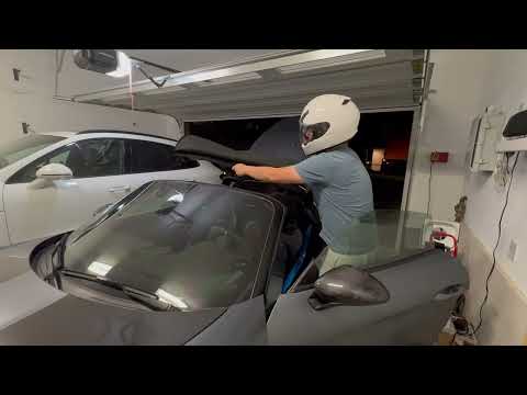 Average build Porsche owner speedrun Spyder RS roof