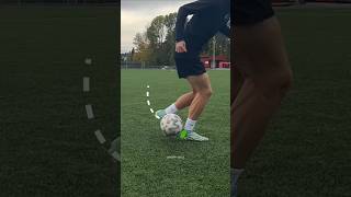 Download lagu Crazy rambo trick tutorial 🌈 #soccer #football #skills #viralvideo mp3 Download lagu Crazy rambo trick tutorial 🌈 #soccer #football #skills #viralvideo mp3