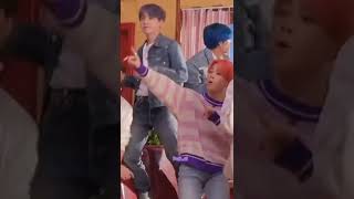 Download lagu suga heboh banget jogetnya😂#suga #bts #edit mp3