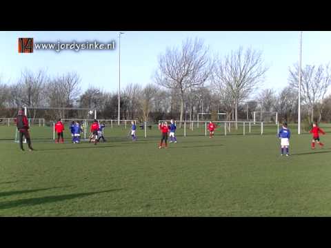 Voetbal Noormannen F1 - Serooskerke F1  14 december 2013