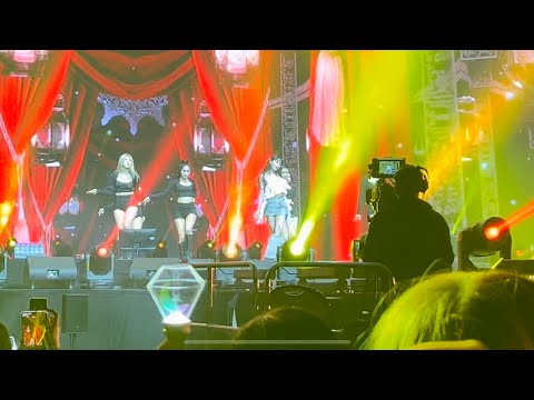 CHUNG HA 청하 - Gotta Go (벌써 12시) - MIK Festival Paris 230218 [4K60 HDR]