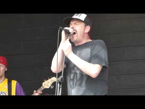 download lagu mp3 mp4 Reet Chili Peppers, download lagu Reet Chili Peppers gratis, unduh video klip Reet Chili Peppers