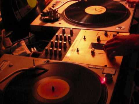 DJ NES DRUM CRAZY 16
