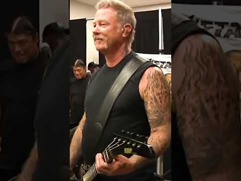 JAMES HETFIELD IMITATING MALCOLM YOUNG (AC/DC) #METALLICA #shorts