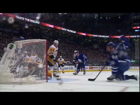 Tyler Bozak 18th Goal of the Season! 4/8/2017 (Pittsburgh Penguins vs Toronto Maple Leafs)
