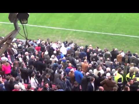 FIN DU MATCH RCSC CHARLEROI (zebres) CONTRE STANDARD